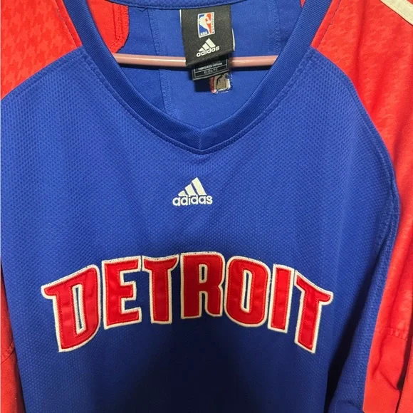 Men Detroit pistons shirt XL - Picture 3 of 6